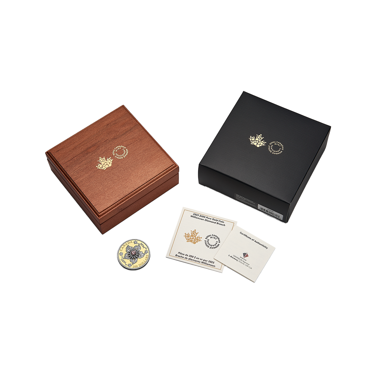 크라운 주얼 시리즈: 윌리엄슨 다이아몬드 브로치 – 핑크 투어말린과 다이아몬드가 장식된 순금 동전